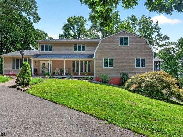 5 Beechwood Lane, Blairstown, NJ 07832
