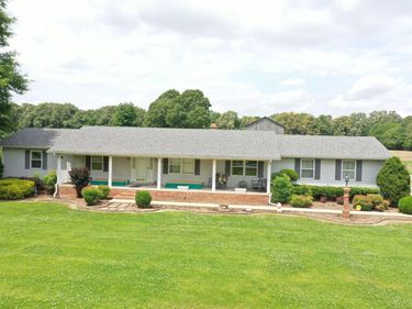 6035 Cunningham Road, West Paducah, KY 42086