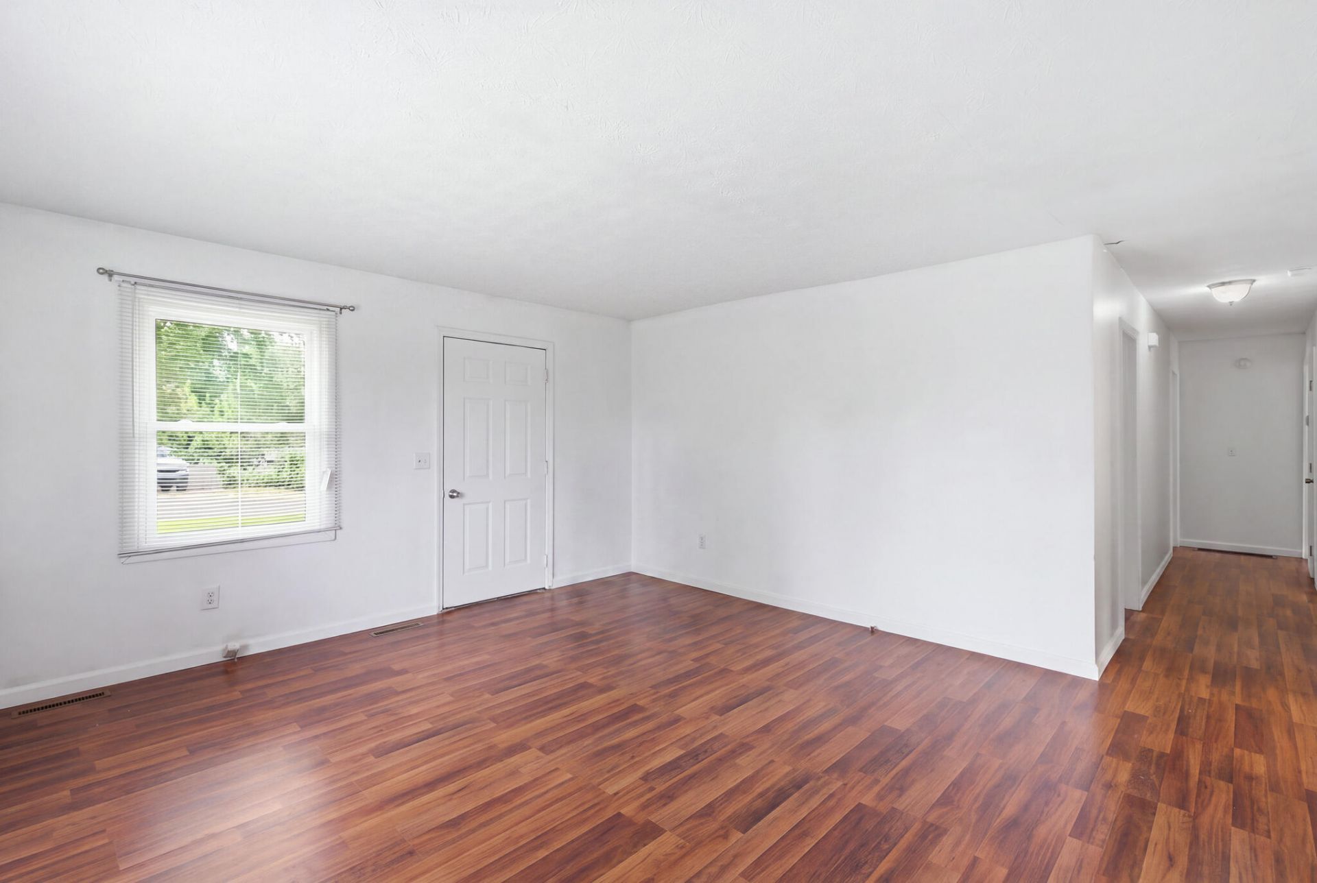 203 Dennis Street, Richmond, KY 40475 Main Photo