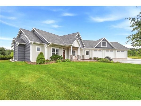 984 152nd Avenue, New Richmond, WI 54017