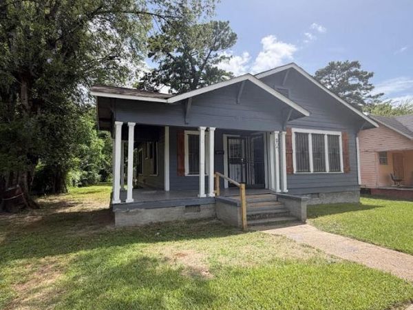 807 Evergreen Avenue, Jackson, MS 39204