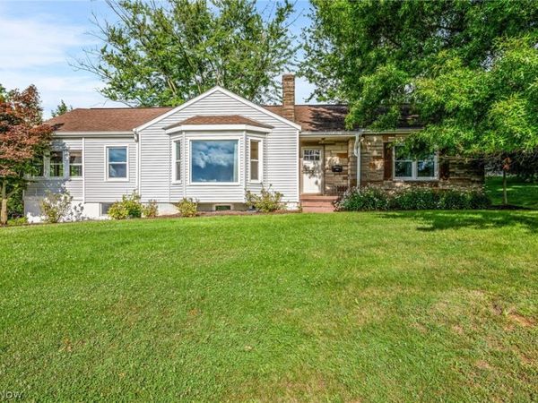 217 Harbel Drive , St Clairsville, OH 43950