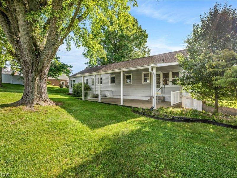 217 Harbel Drive, Saint Clairsville, OH 43950 Photo 5