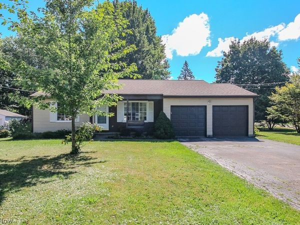 228 Park Road , Painesville Twp, OH 44077