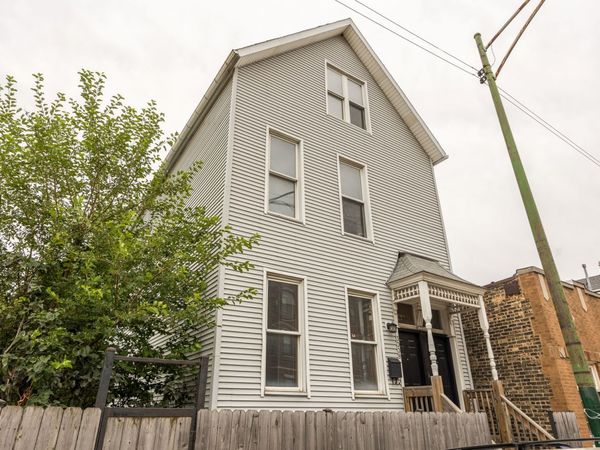 3008 N Clybourn Avenue , Chicago, IL 60618
