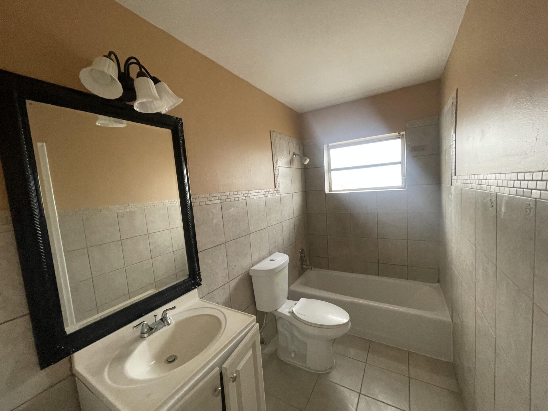 1316 NW 8th Avenue, Fort Lauderdale, FL 33311 Photo