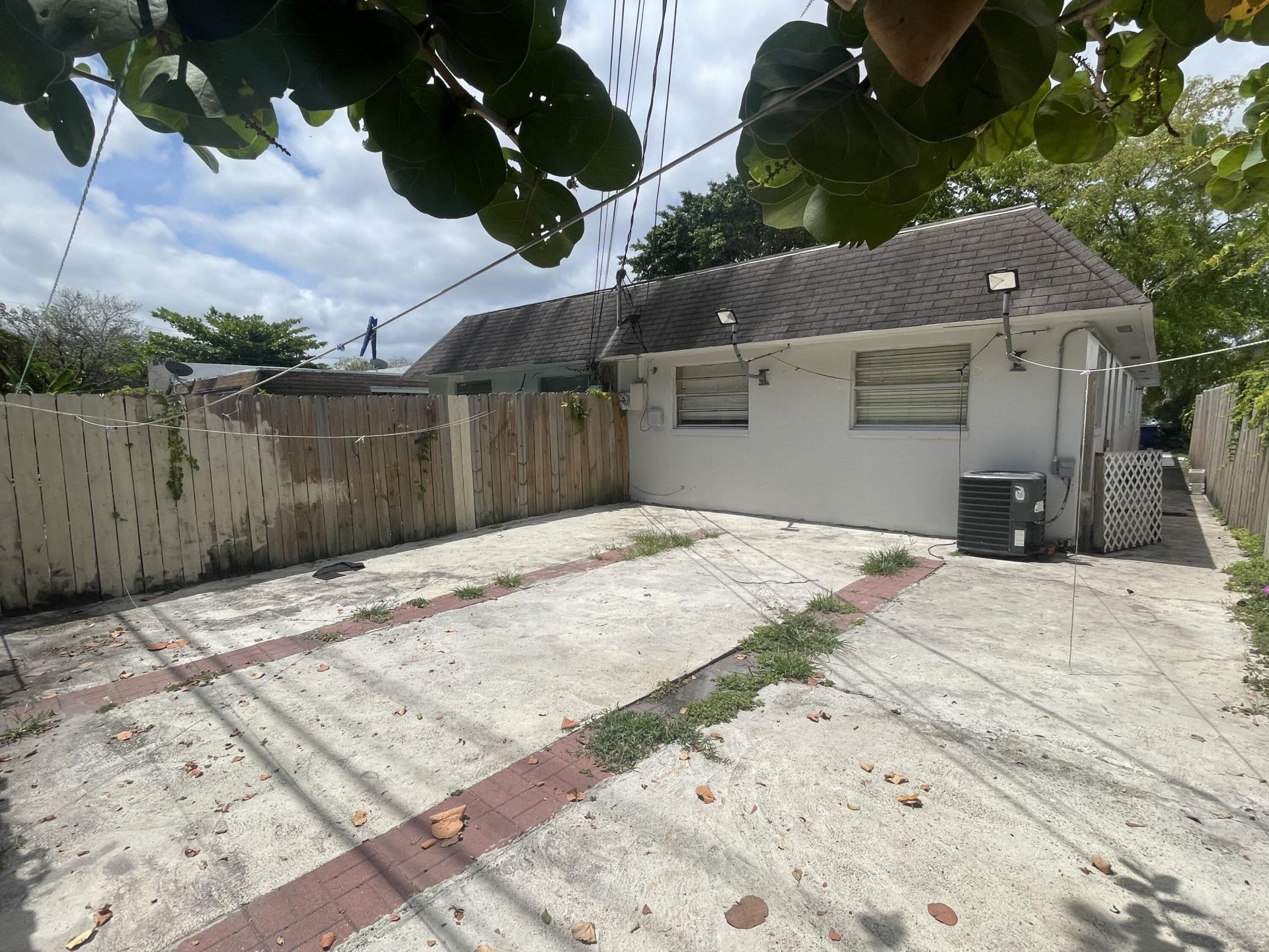 1316 NW 8th Avenue, Fort Lauderdale, FL 33311 Photo