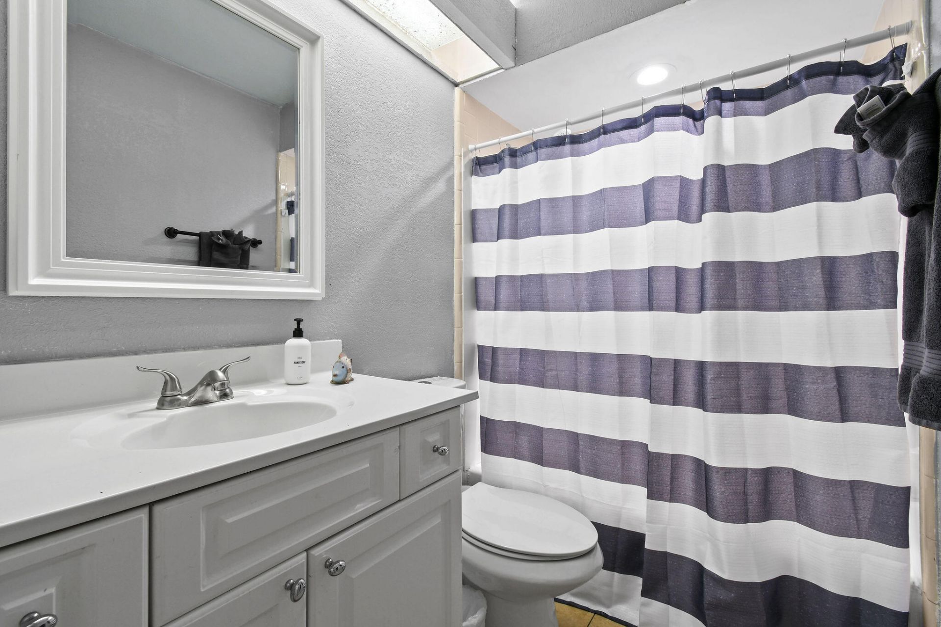 767 SE Chaloupe Avenue, Port Saint Lucie, FL 34983 Photo