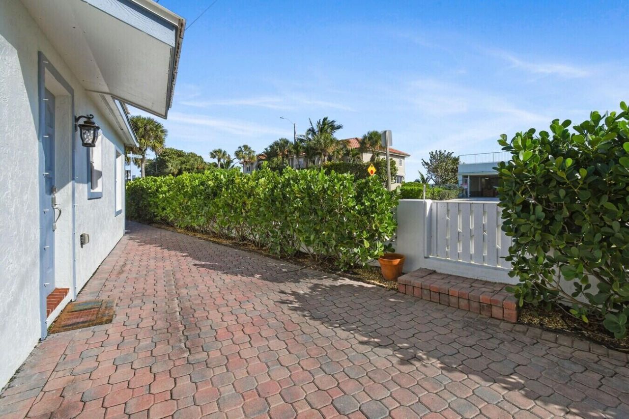 444 Zephyr Way, Juno Beach, FL 33408 Photo