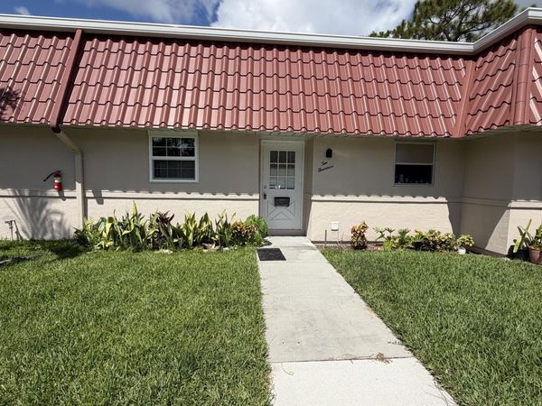 214 DOWN EAST Lane, Lake Worth, FL 33467