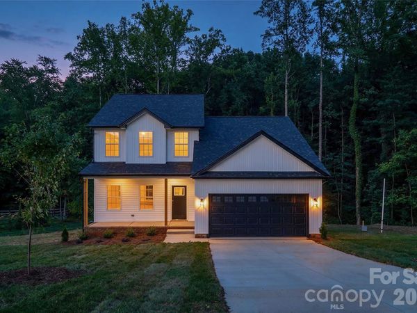 2937 Martin Street , Walkertown, NC 27051