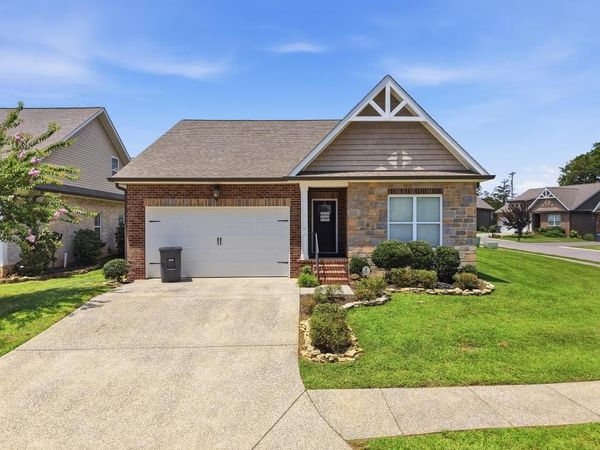 1115 Cross Pointe Dr, Cookeville, TN 38501