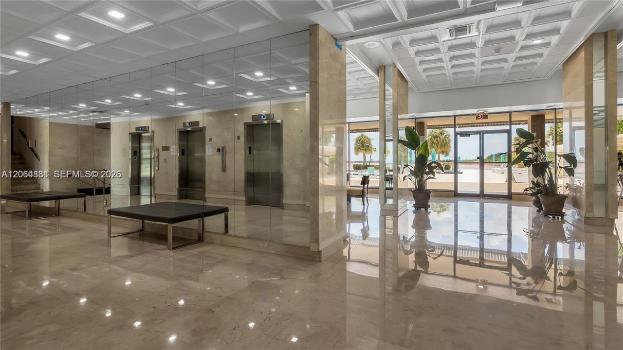 300 Bayview Dr , Unit 1603, Sunny Isles Beach, FL 33160 Photo