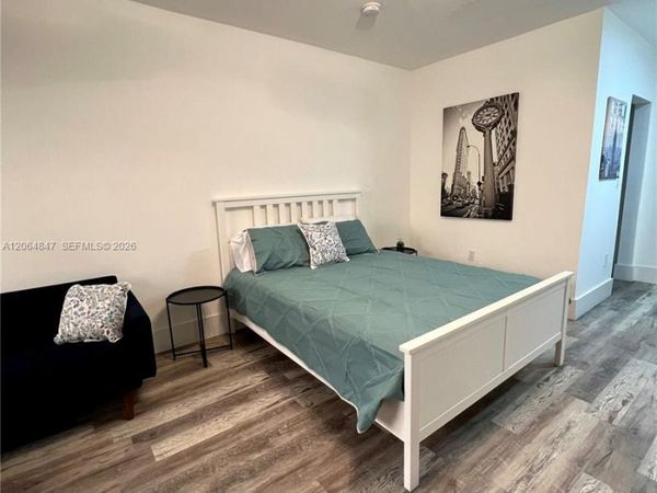 8132 Harding Ave, Unit 3, Miami Beach, FL 33141