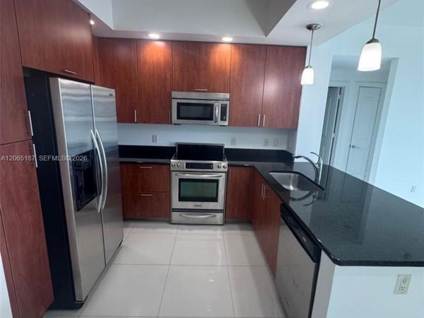 315 NE 3rd Ave, Unit 1905, Fort Lauderdale, FL 33301