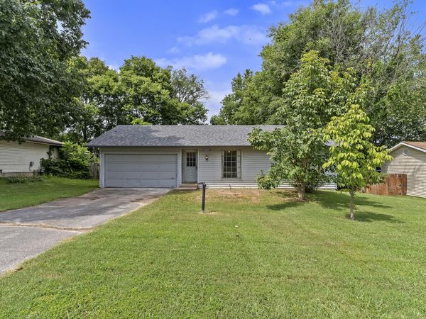 2645 E Cragmont Street , Springfield, MO 65804
