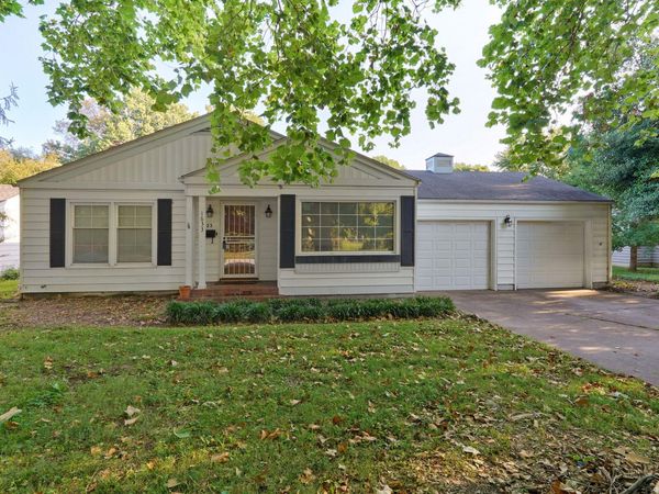 1633 E Bennett Street , Springfield, MO 65804