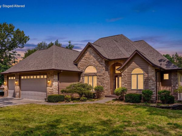 555 Lost Acres Boulevard , Lampe, MO 65681