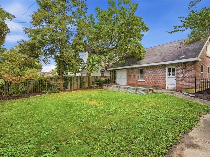 515 E Linden Avenue, Miamisburg, OH 45342 Photo 62