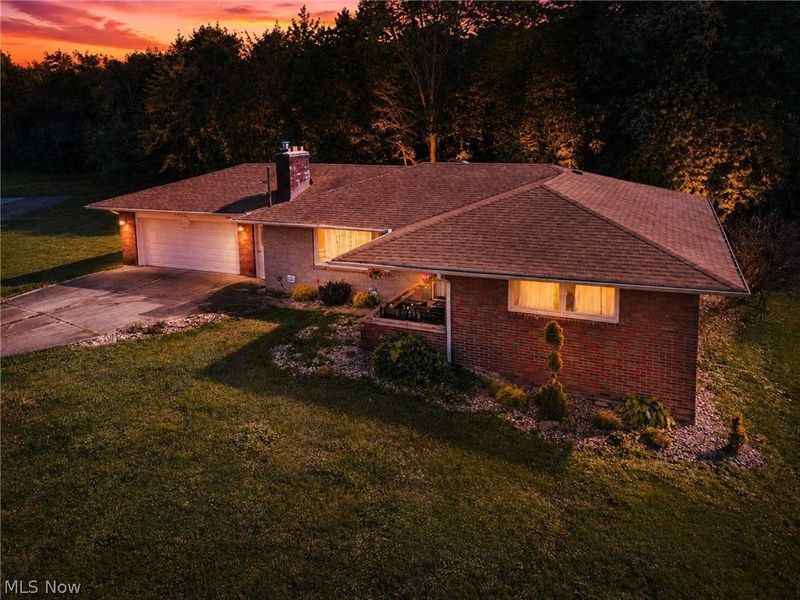 2441 Stocker Avenue , Youngstown, OH 44505 Photo 2