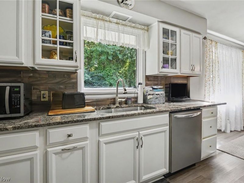 2441 Stocker Avenue, Youngstown, OH 44505 Photo 6