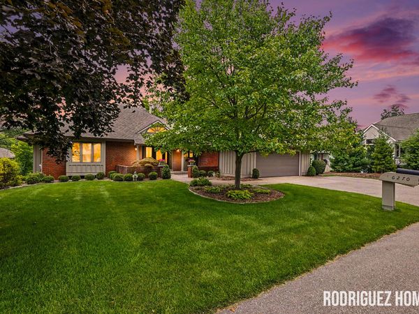 6270 Heathmoor Court SE, Grand Rapids, MI 49546