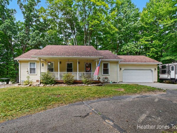 6936 Schmeid Road, Lakeview, MI 48850
