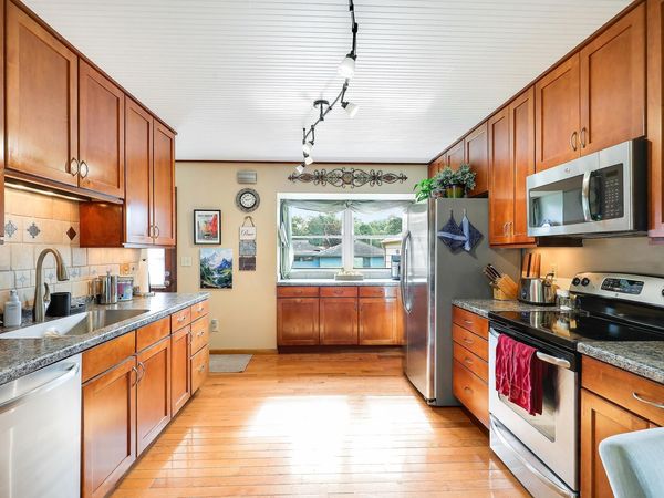 10519 Thomas Avenue S, Bloomington, MN 55431