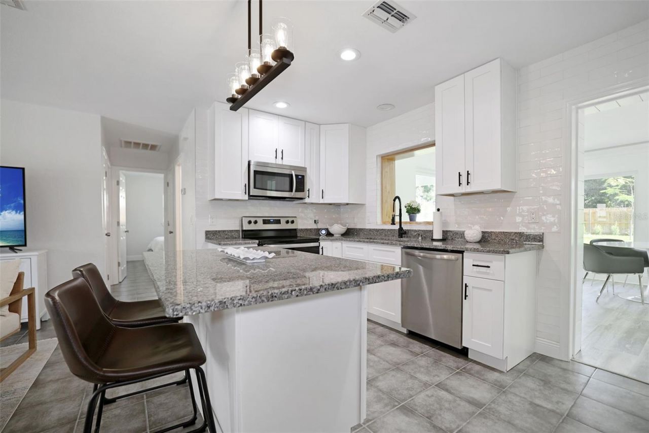 4229 7th Avenue N, Saint Petersburg, FL 33713 Photo
