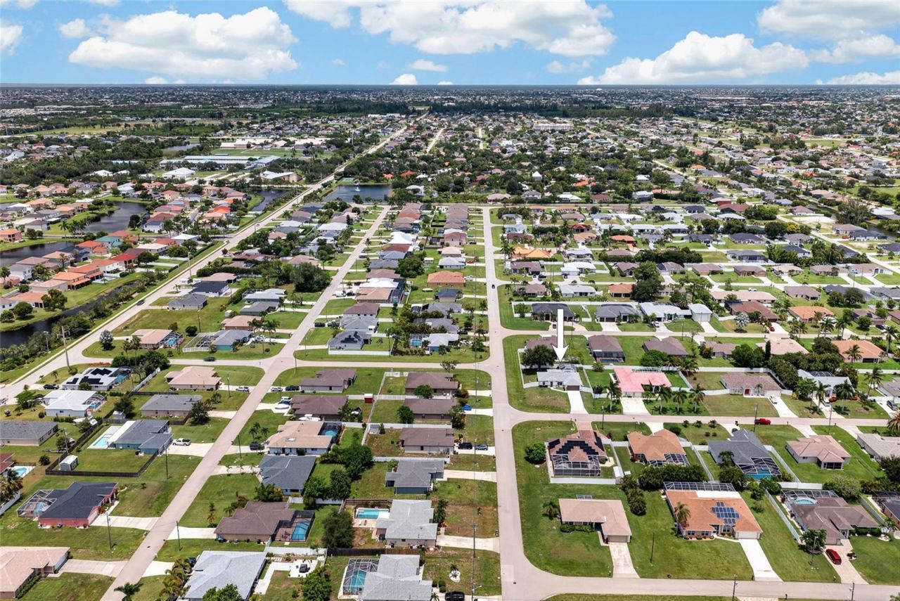 1821 SW 22nd Terrace , Cape Coral, FL 33991 Photo