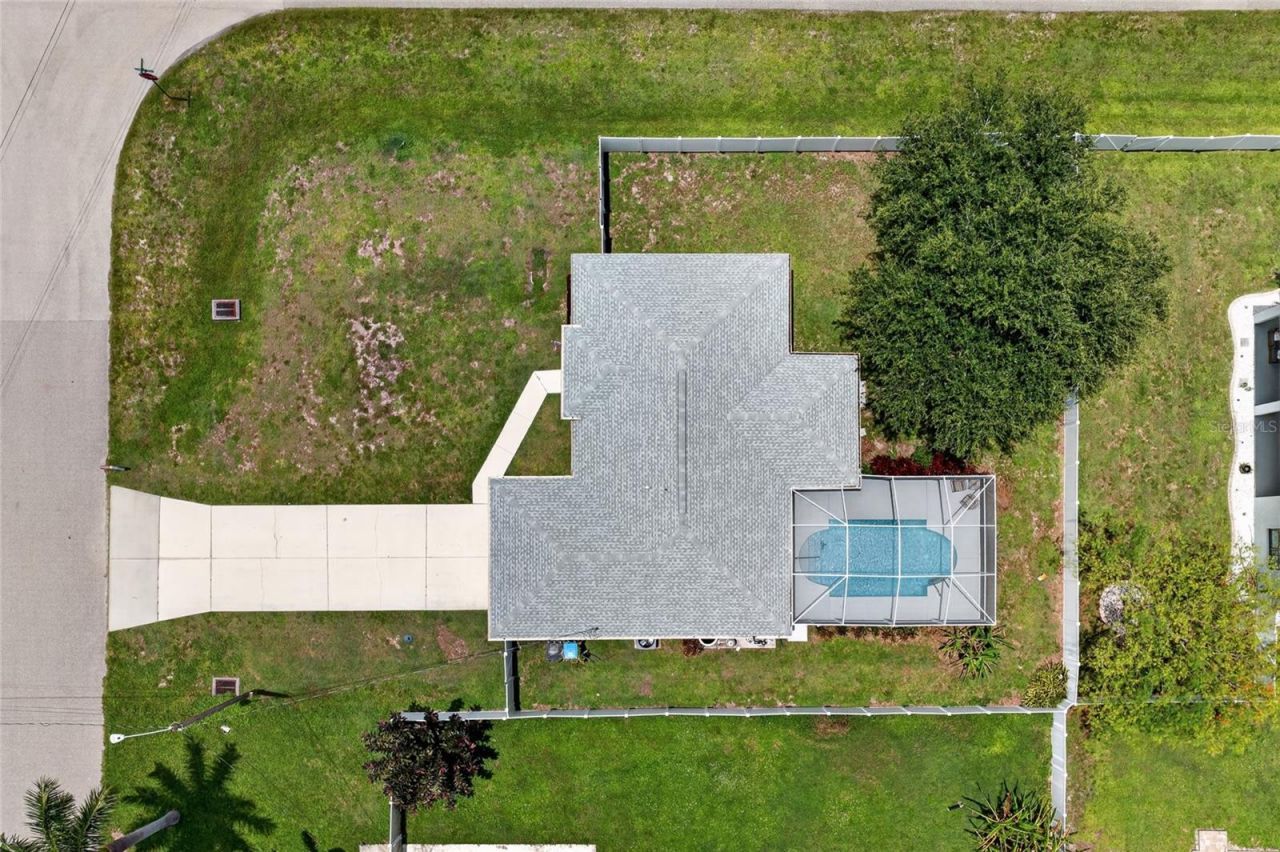 1821 SW 22nd Terrace , Cape Coral, FL 33991 Photo