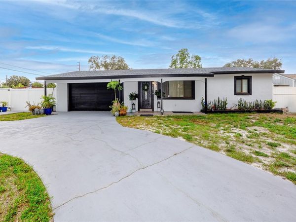 6200 52ND AVENUE N, ST PETERSBURG, FL 33709