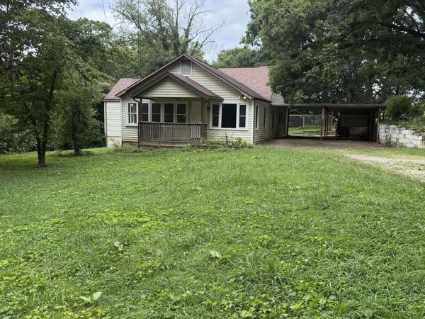 419 S Burchfield Lane, Maryville, TN 37803