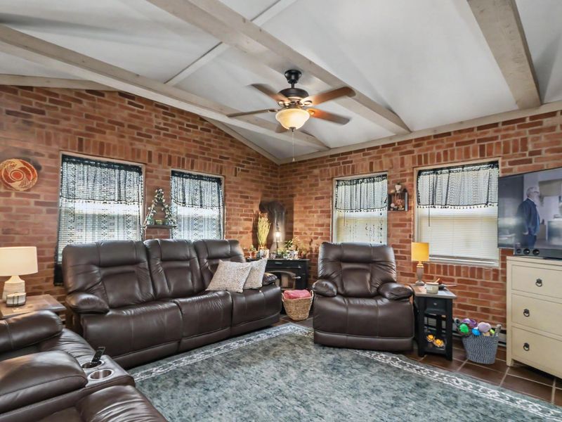 1453 Rosedale Avenue , Bucyrus, OH 44820 Photo 13