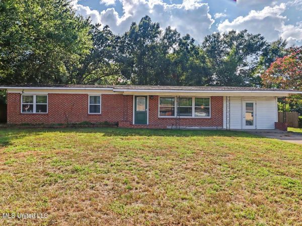 323 Rich Avenue, Biloxi, MS 39531