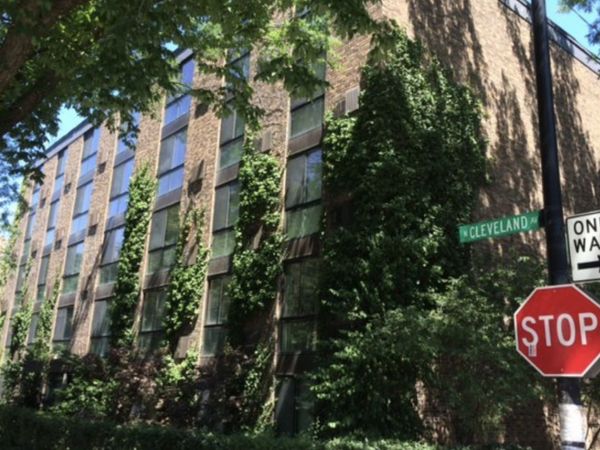 2201 N CLEVELAND Avenue , Unit 202, Chicago, IL 60614