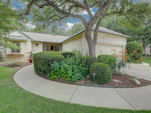 113 Branding Iron CV , Georgetown, TX 78633