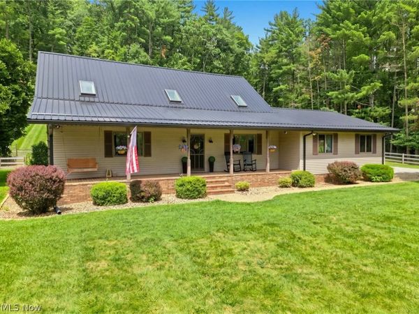 3127 N Linden Avenue , Zanesville, OH 43701