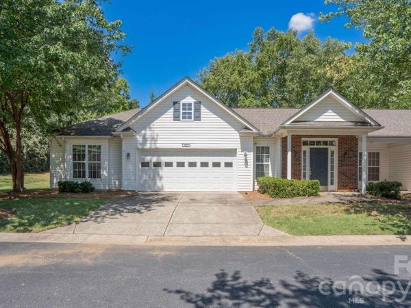 10305 Flat Stone Road , Charlotte, NC 28213