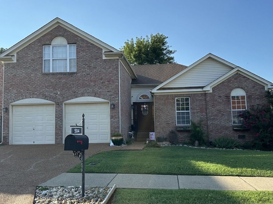 Property Image 1