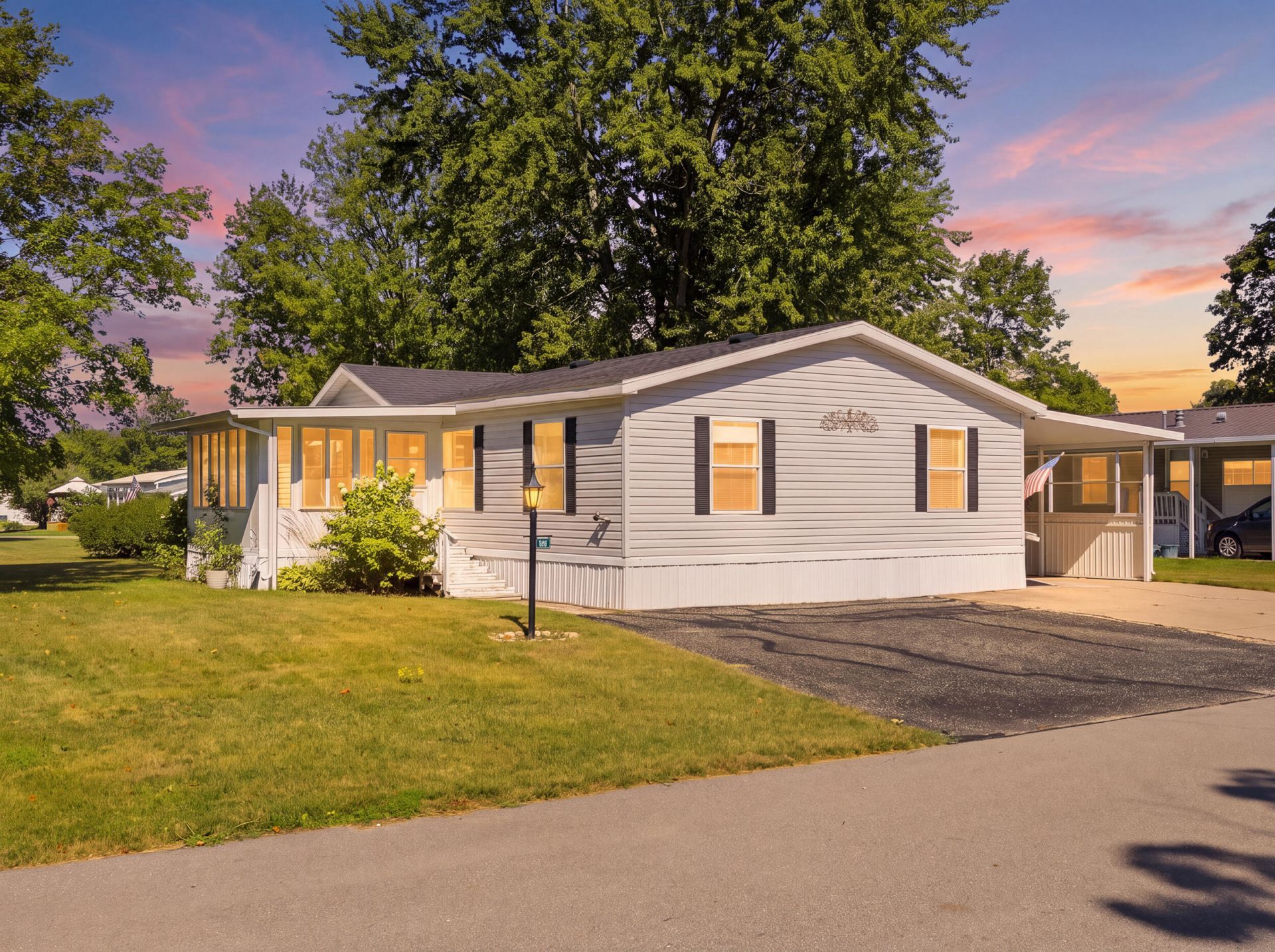 65 Hemlock Avenue Ne, Cedar Springs, MI 49319 Main Photo