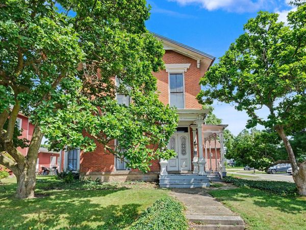 334 E Center Street , Marion, OH 43302