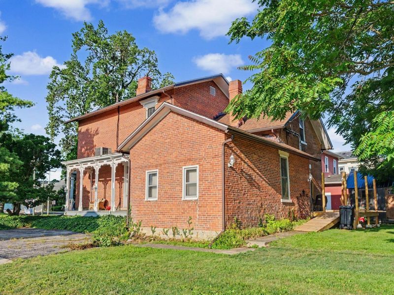 334 E Center Street , Marion, OH 43302 Photo 6
