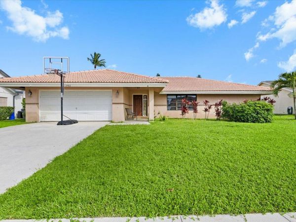 13482 Columbine Avenue, Wellington, FL 33414