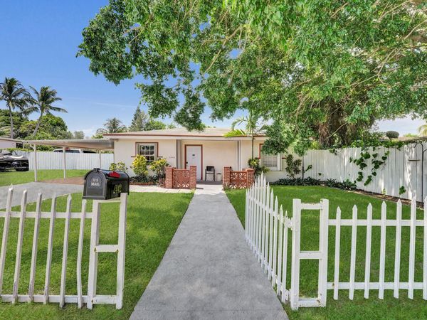 2442 FUNSTON Street, Hollywood, FL 33020