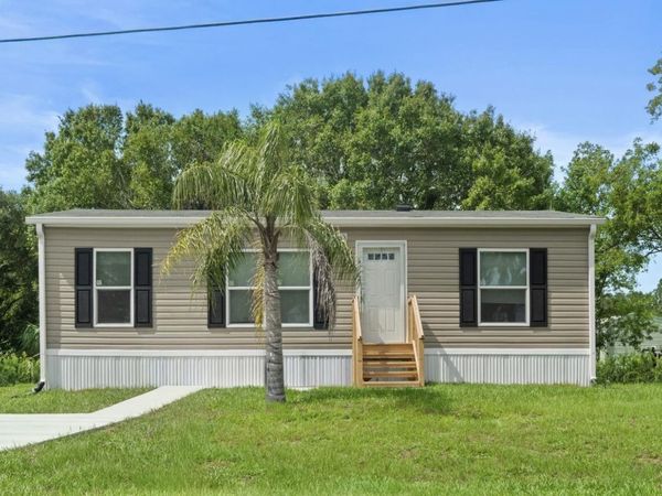 9542 SE 57th Drive, Okeechobee, FL 34974