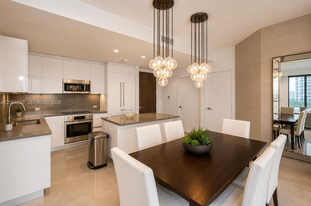 88 SW 7th St, Unit 3709, Miami, FL 33130 Photo