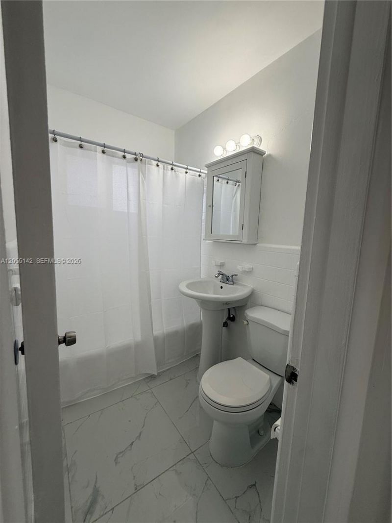 3177 SW 27th Ter, Unit 3177, Miami, FL 33133 Photo