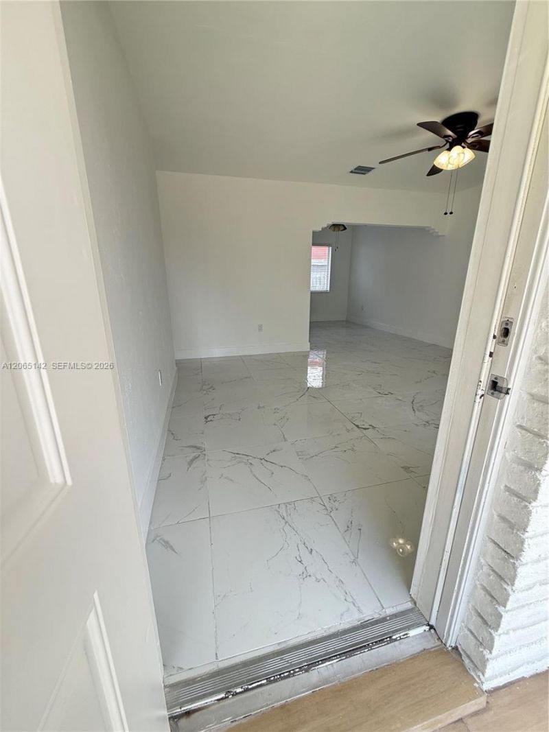 3177 SW 27th Ter, Unit 3177, Miami, FL 33133 Photo