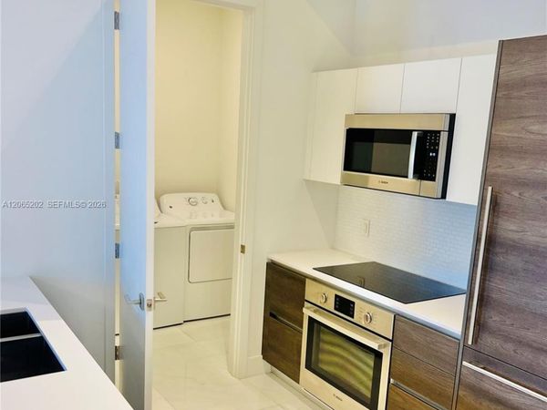 301 Altara Ave , Unit 210, Coral Gables, FL 33146